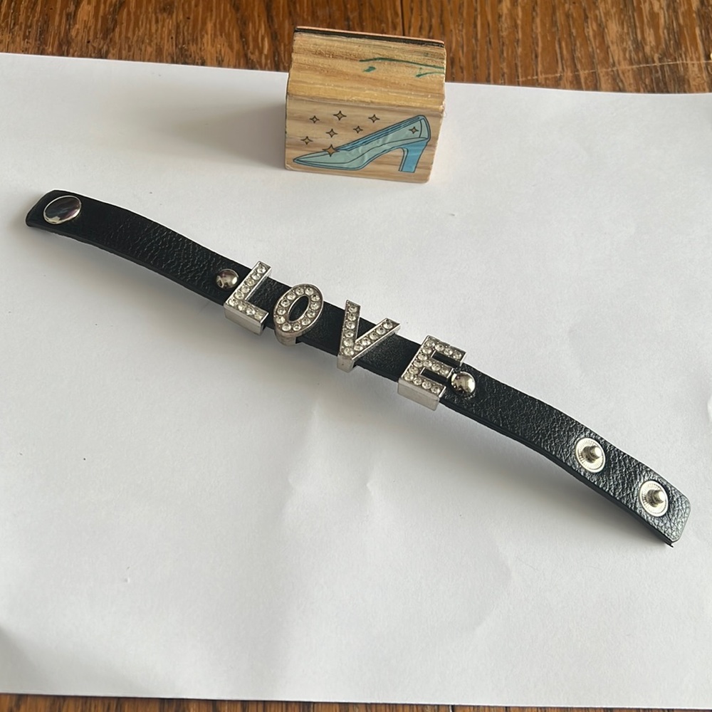 Vintage Yik Fung Leather Love Bracelet